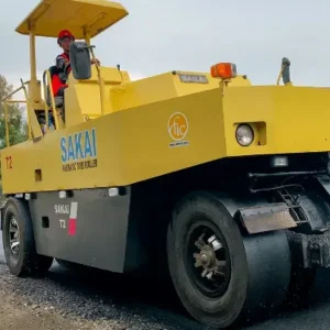 jual pneumatic tyred roller